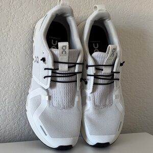 On Cloud Sky Sneaker White